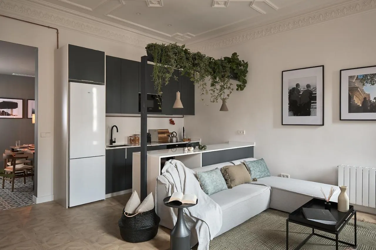 Denali - Stylish Apartment In Center Of Barcelona Spain
